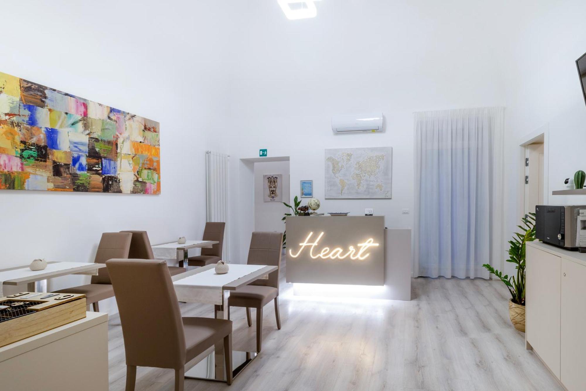 Heart City Rooms CTA Exteriör bild